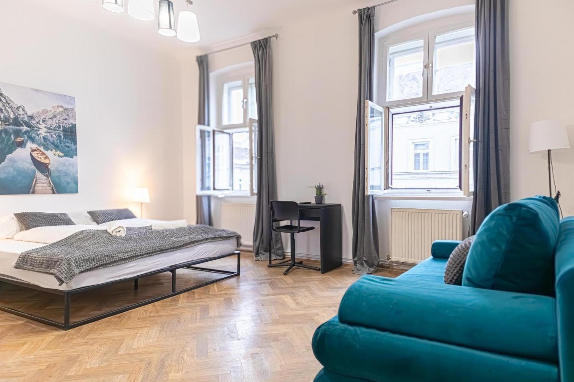 Spacious 2Br Apt -Near Wiener Stadthalle Burggassewiener Well Located Buitenkant foto
