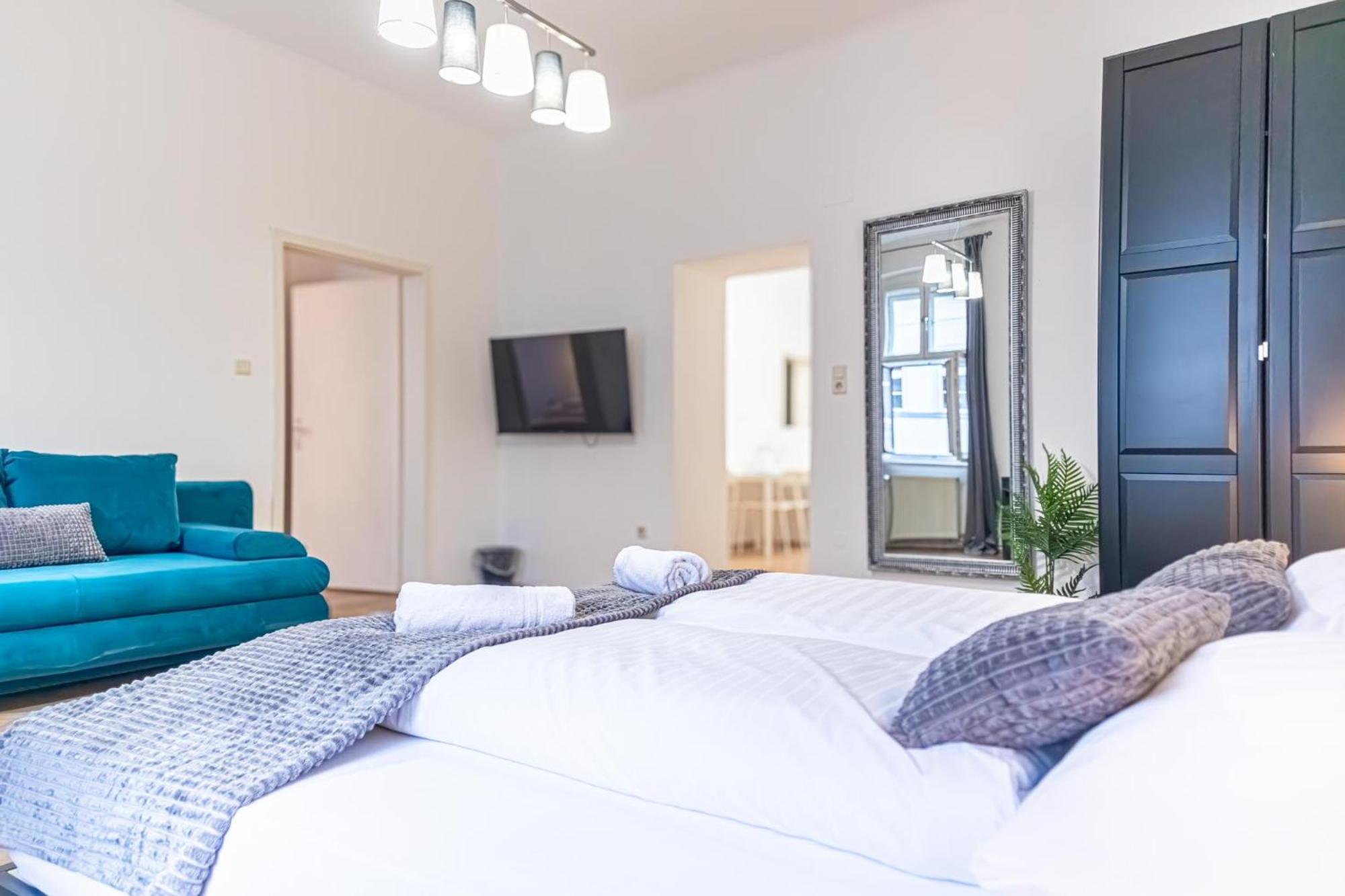 Spacious 2Br Apt -Near Wiener Stadthalle Burggassewiener Well Located Buitenkant foto