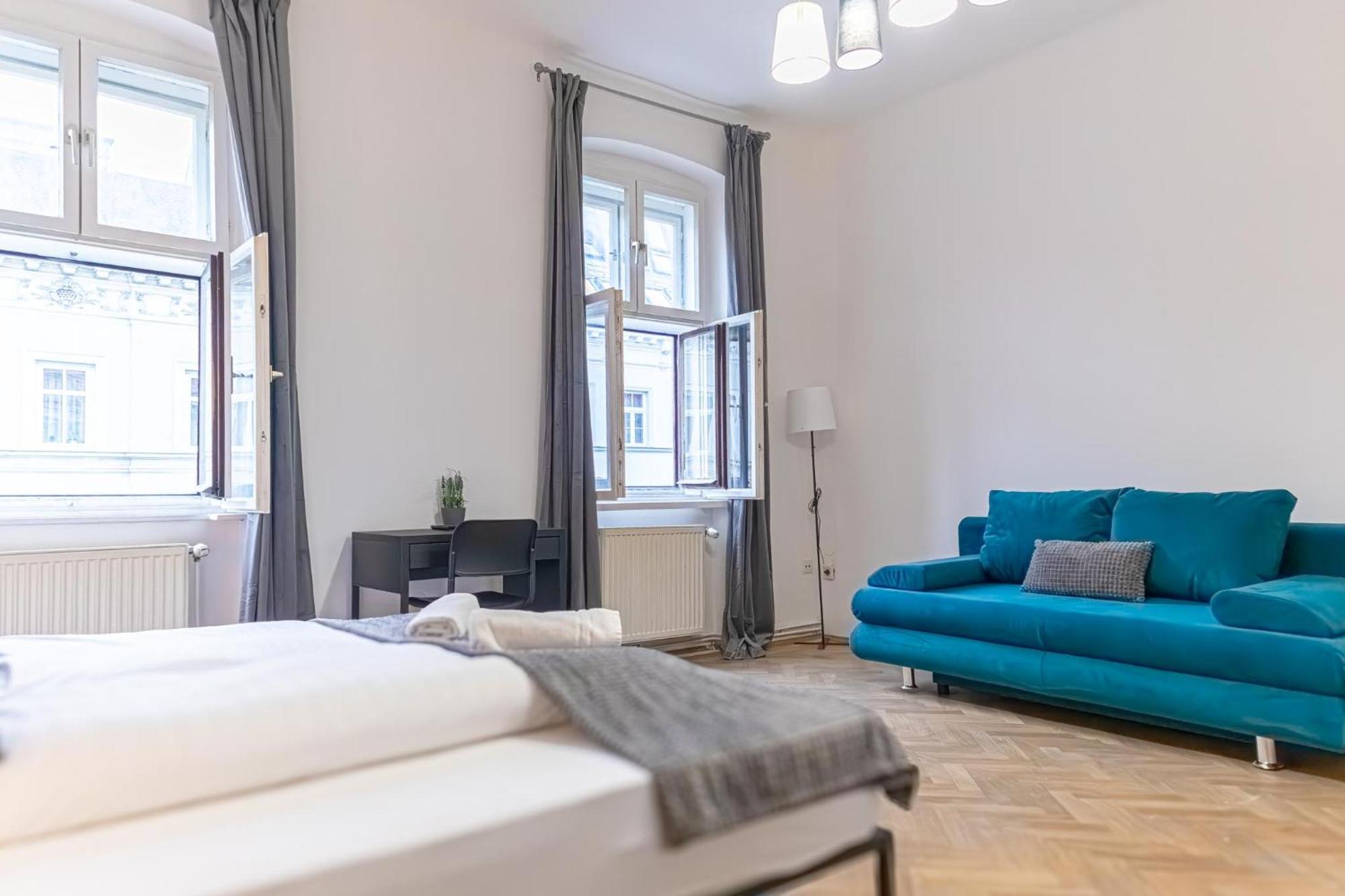 Spacious 2Br Apt -Near Wiener Stadthalle Burggassewiener Well Located Buitenkant foto